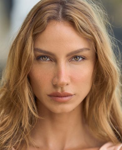 ALANA T