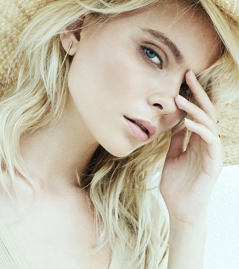 Balistarz-model-Aspen-Gerasimov-beauty-headshot-photo-profile-in-studio