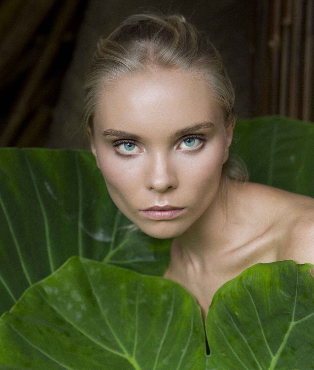 Balistarz-model-Aspen-Gerasimov-beauty-portrait-shot-looking-sharp-to-the-camera