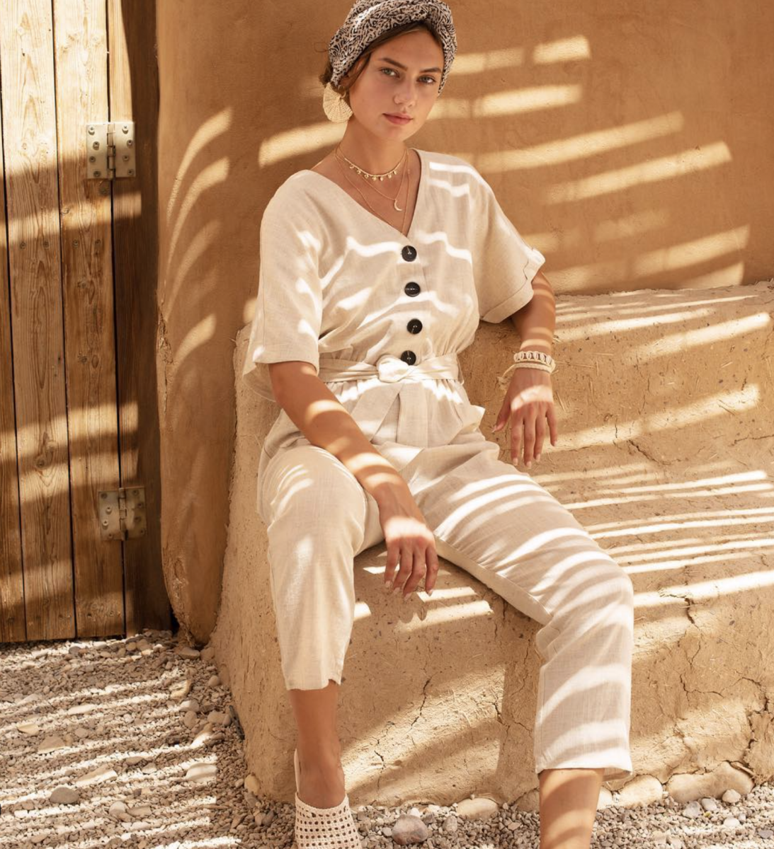 Balistarz-model-Brigita-Maldutyte-portrait-shoot-in-casual-clothing-relaxing-on-a-seat