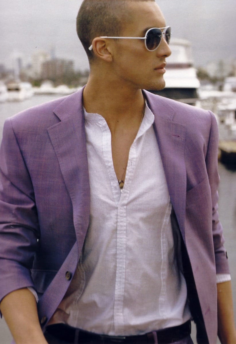 Balistarz-model-Emile-Steenveld-trendy-wearing-purple-suit