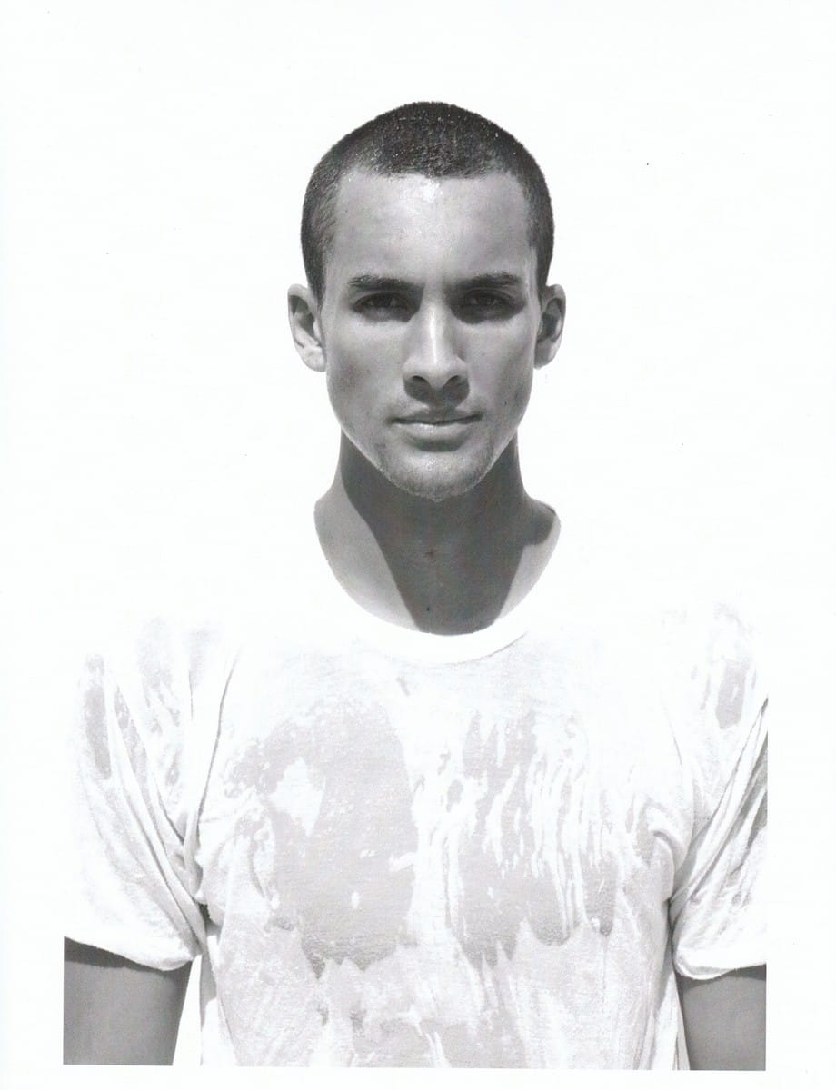 Balistarz-model-Emile-Steenveld-black-and-white-image-wet-in-white-shirt