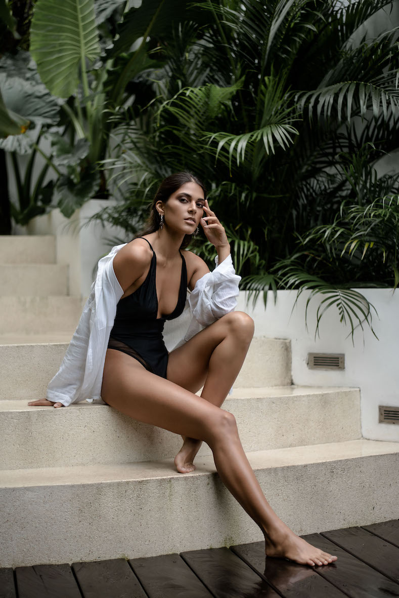 Balistarz-model-Ishtar-portrait-shot-sitting-on-the-stone-stairs-in-black-bikini