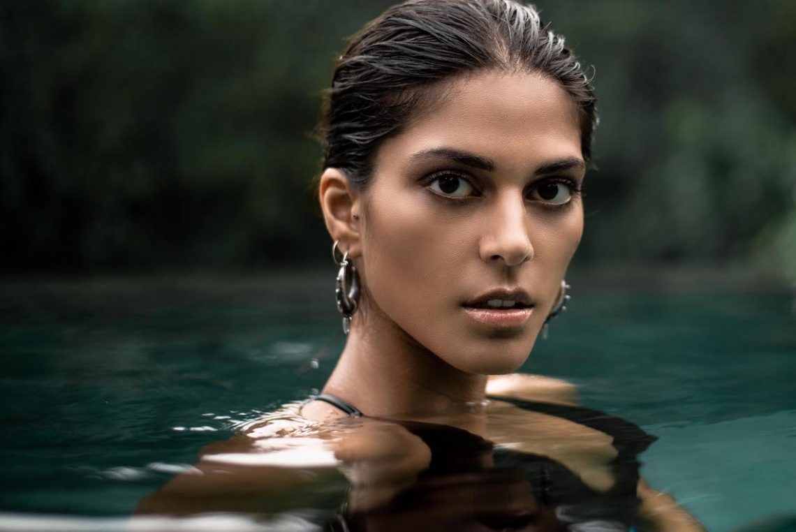 Balistarz-model-Ishtar-portrait-shot-taken-in-the-swimming-pool