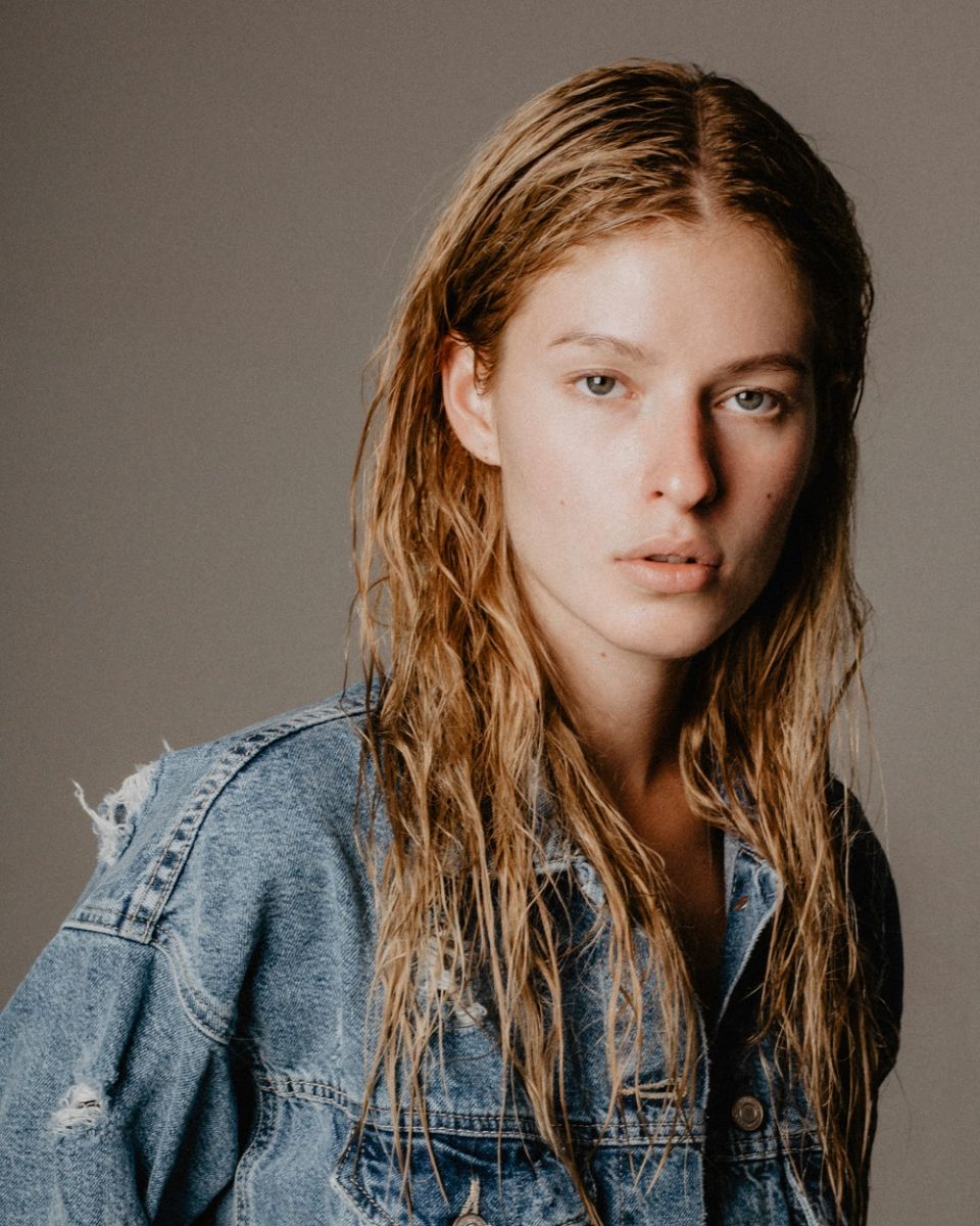 Balistarz-model-Kate-Ermakova-portrait-closeup-shoot-in-a-blue-jacket-for-Kseniya-Busigina