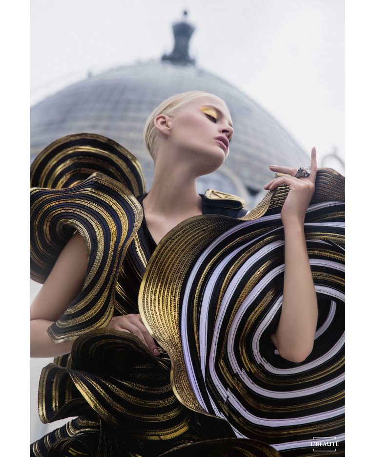 Balistarz-model-Ksenia-gold-black-outfit-fashion-shoot