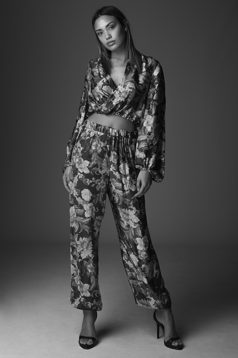 Balistarz-model-Stephanie-Taylor-portrait-black-and-white-shoot-in-a-flower-pattern-outfit-for-Jakub-Koziel