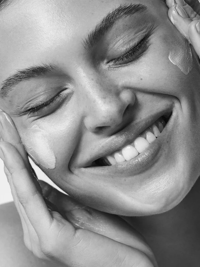 NICOLE-BENTLEY-PHOTOGRAPHER-MECCA-SUN-SERUM-220601 MECCA NBentley 05 1646