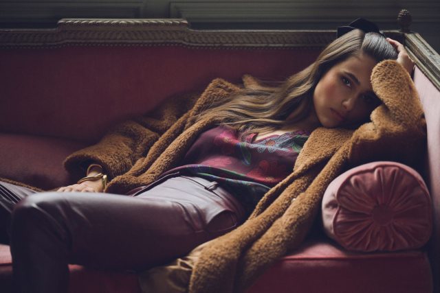 SUNDAY LIFE 1